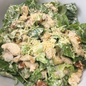 cesar con pollo