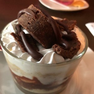 Brownie tres leches