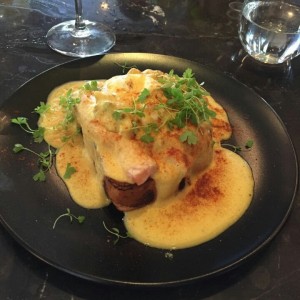 Huevos benedictinos