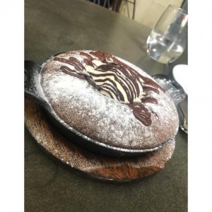 Fondant de chocolate con helado 