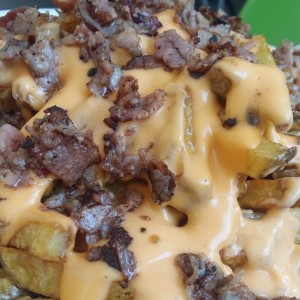 Papas tociqueso
