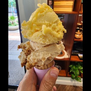 Gelato parchita y tiramisú