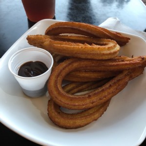 churros con chocolate