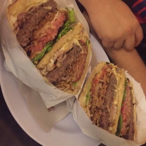 Hamburguesa Kprichos Doble Carne
