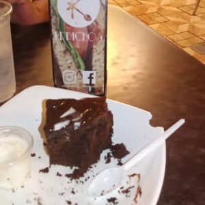 Lo que va quedando de Brownie con helado