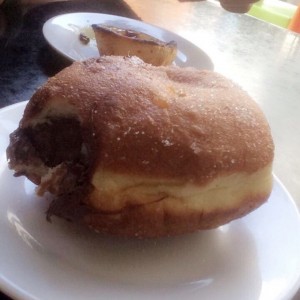 Bomba de crema de avellana