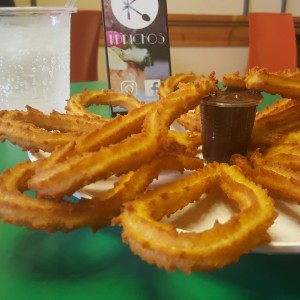 Churros con chocolate