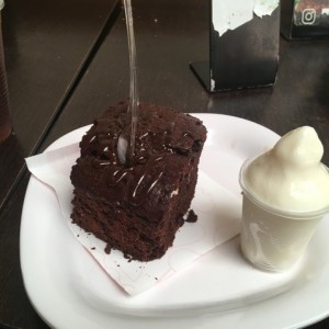 Brownie con Helado