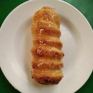 Canoli de Crema Pastelera