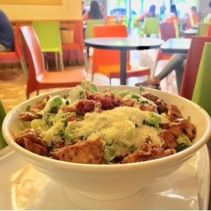 Ensalada cesar con pollo