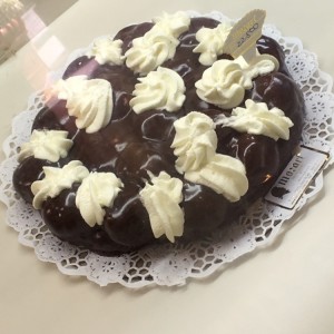 torta de profiterol 