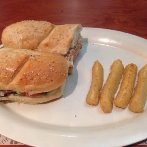 Sandwich de atún
