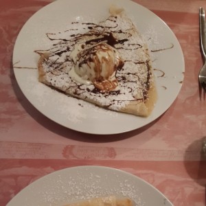 Creppe de Nutella con extra de helado.