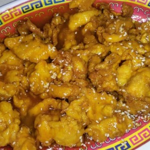 Pollo con Miel y Ajonjoli