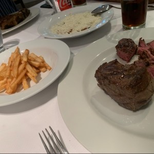 lomito y papas