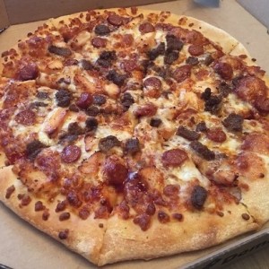 Pizza de carnes