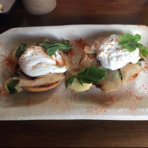 Huevos benedictinos