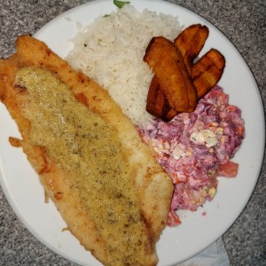 Filet de Robalo al Ajillo