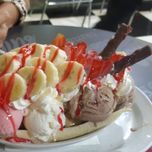 banana split