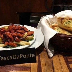 Chistorras y pan con ajo!