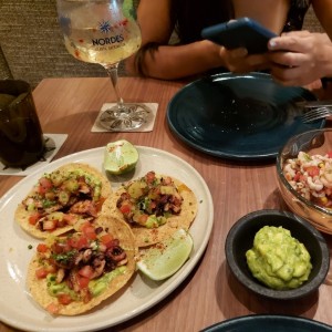 tostadas de pulpo 