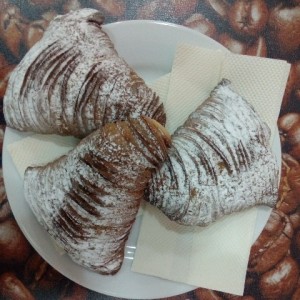 Colas de langosta de crema pastelera