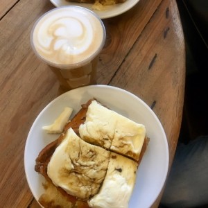 Golfeado con queso y latte vainilla