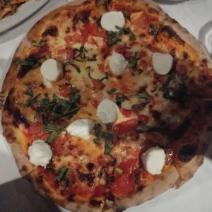 Pizza capressa