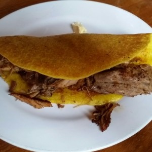 Cachapa de Pernil