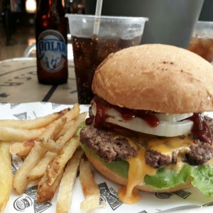 juanchis chees burguer