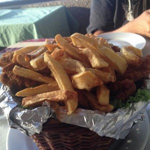 Pollo a la Canasta, El Pollo perfectamente Frito y deshuesado, recomendado 100%