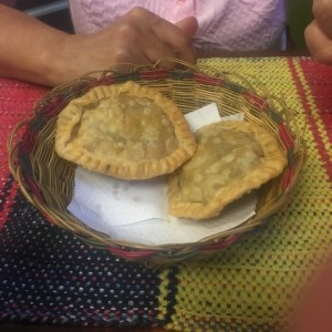 Pastelitos andinos de carne molida