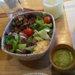 Ensalada Milanesa