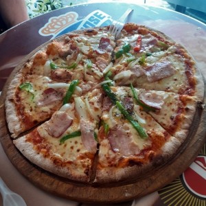 pizza delhi... excelente 