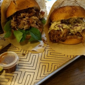 porchetta y pulled pork