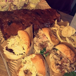 bandeja variada
