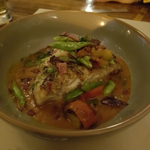 Pescado con vegetales. Exquisito!