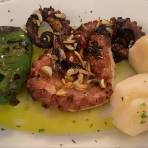 pulpo a la brasa 