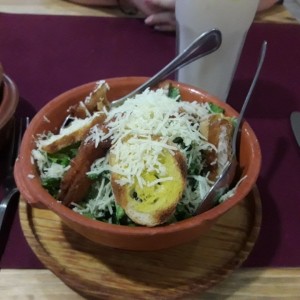 Ensalada Cesar Con Pollo