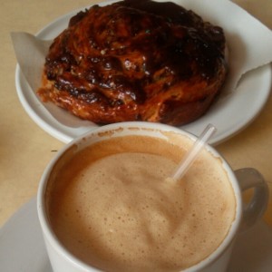 café y caracola de chocolate 