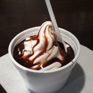Brownie con Helado