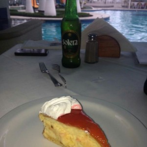 Torta de Queso, Normal, con Fresa y Crema, Piscina Excelente