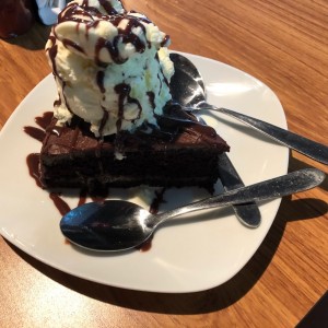 Torta de Chocolate con Helado