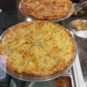 PIZZAS - Cuatro Quesos