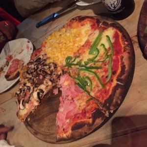 Pizza cuatro estaciones