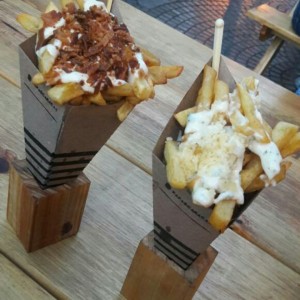 Tocineta Cheddar---Manchegos con Ajo perejil