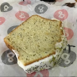torta de limon con semilla de amopola