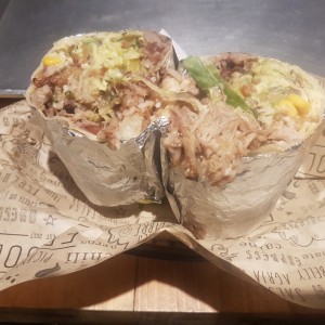 Tamal de pernil y pollo