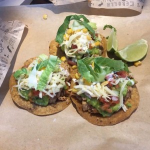 tostadas de pollo