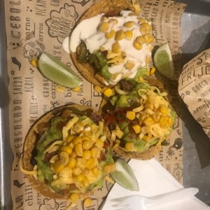 Tostadas mixtas